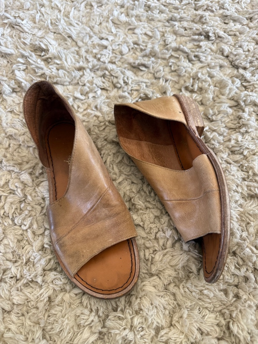 Free people Women's Open-Toe Leather Sandals in Tan